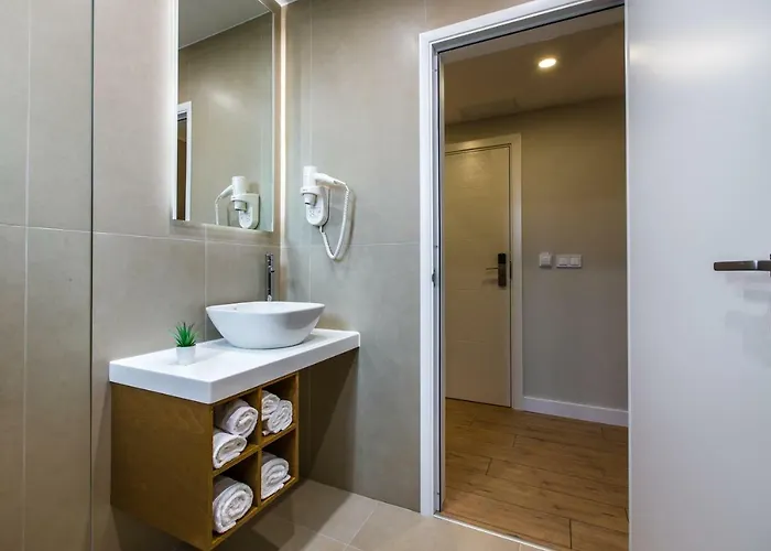 Hillhouse Gasthuis 4*