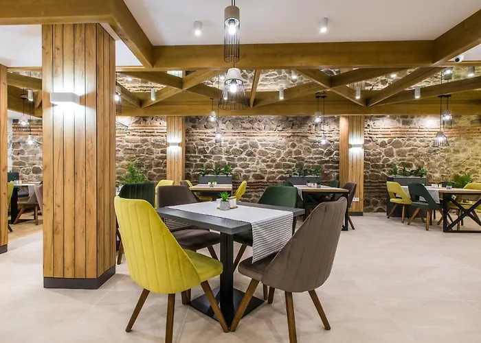 Gasthuis Hillhouse 4*