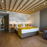 Πανσιόν Hillhouse 4*