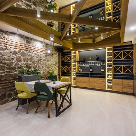 Hillhouse Пловдив