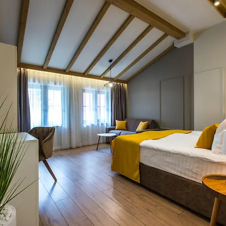 게스트하우스 Hillhouse 4*