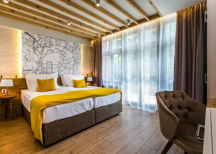 Gasthuis Hillhouse 4*