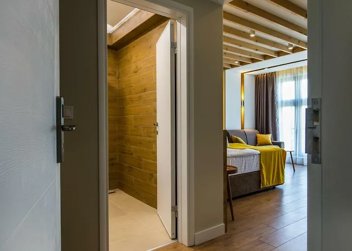 Pensionat Hillhouse 4*